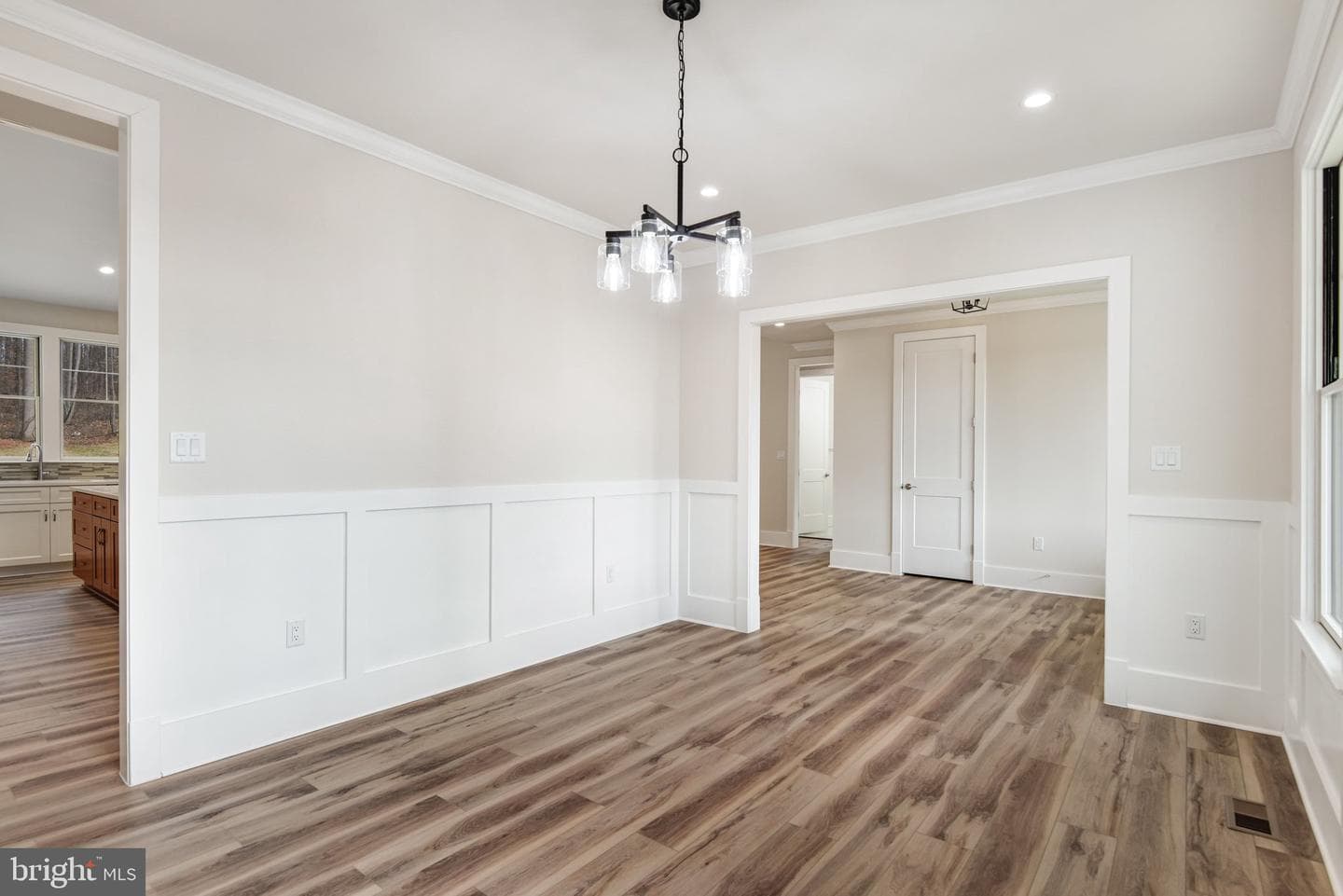 16220 Waterfall Road photo 17