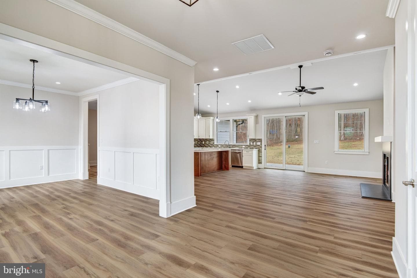 16220 Waterfall Road photo 9