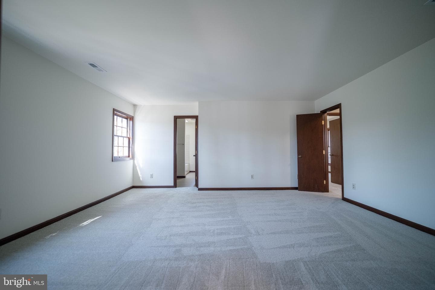 10754 Lake Forest Drive photo 49