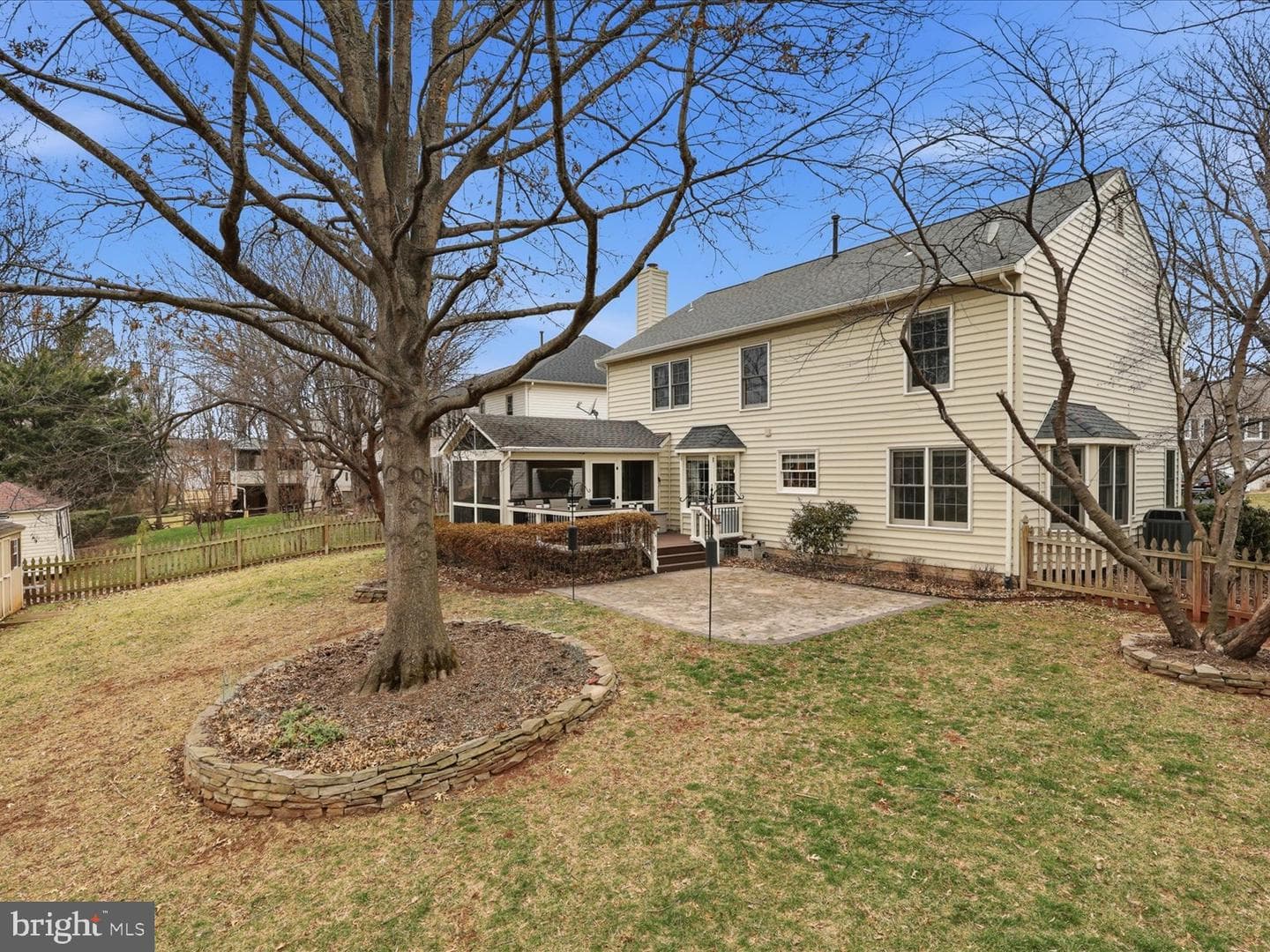 8191 Lone Oak Court photo 38