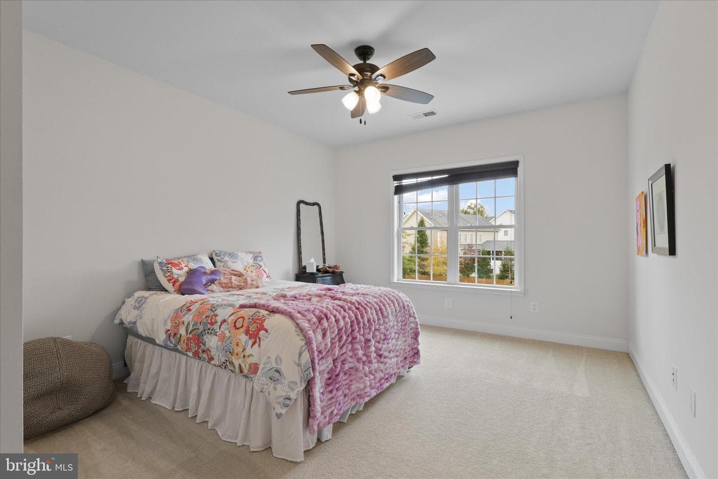 5806 Waterloo Bridge Circle photo 47