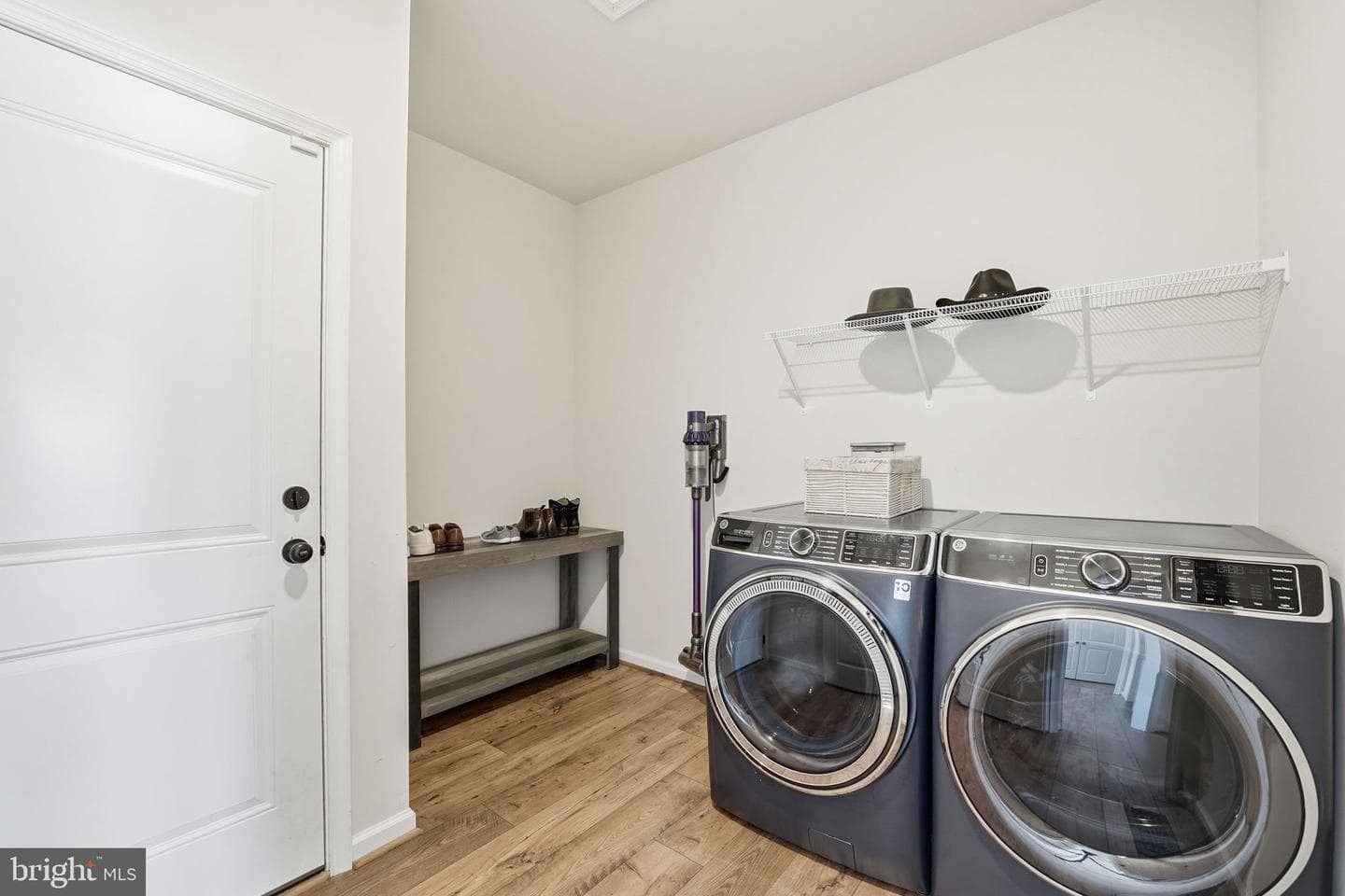 10580 Manley Road photo 23