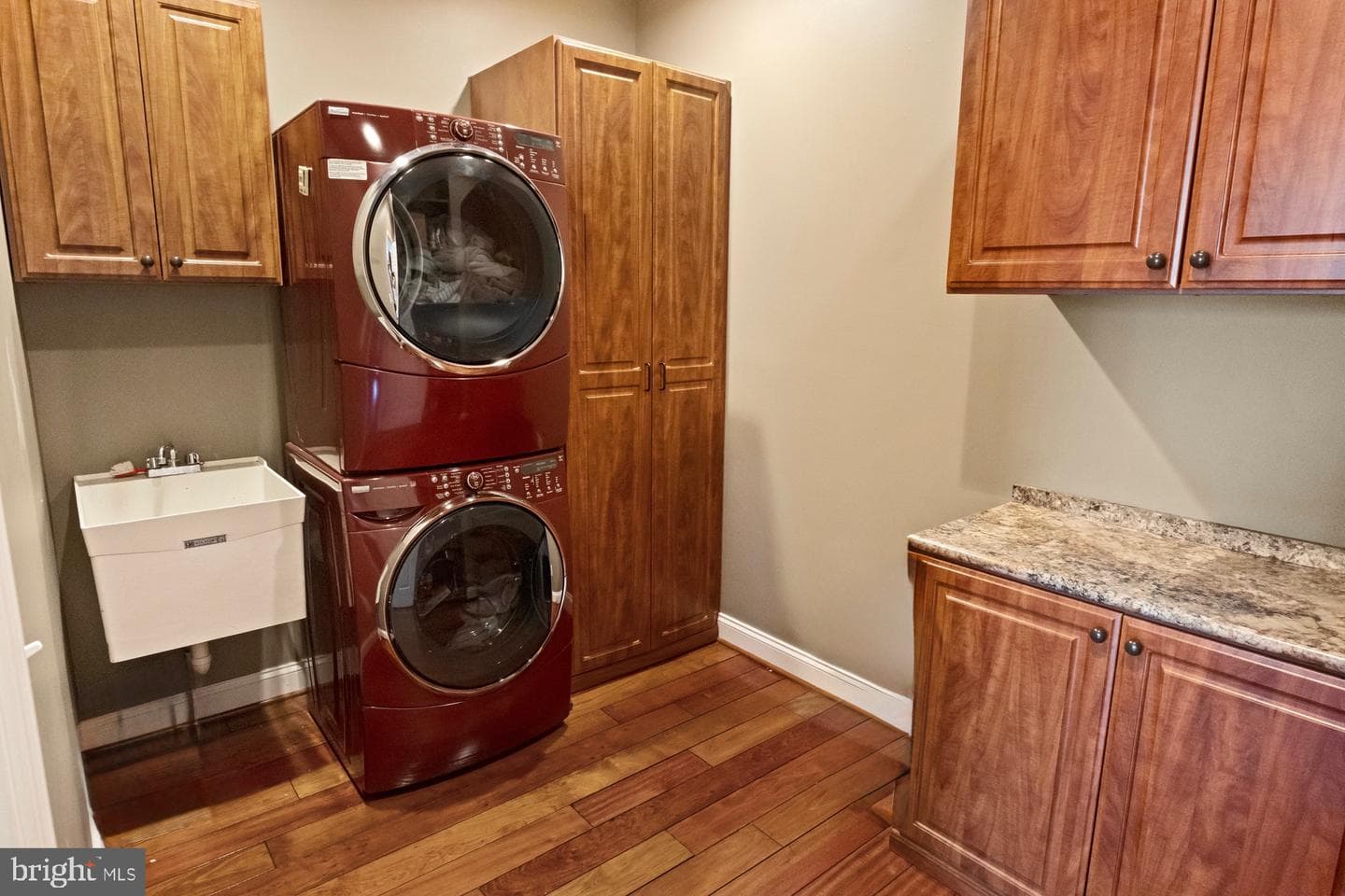5801 Malvern Hill Court photo 36