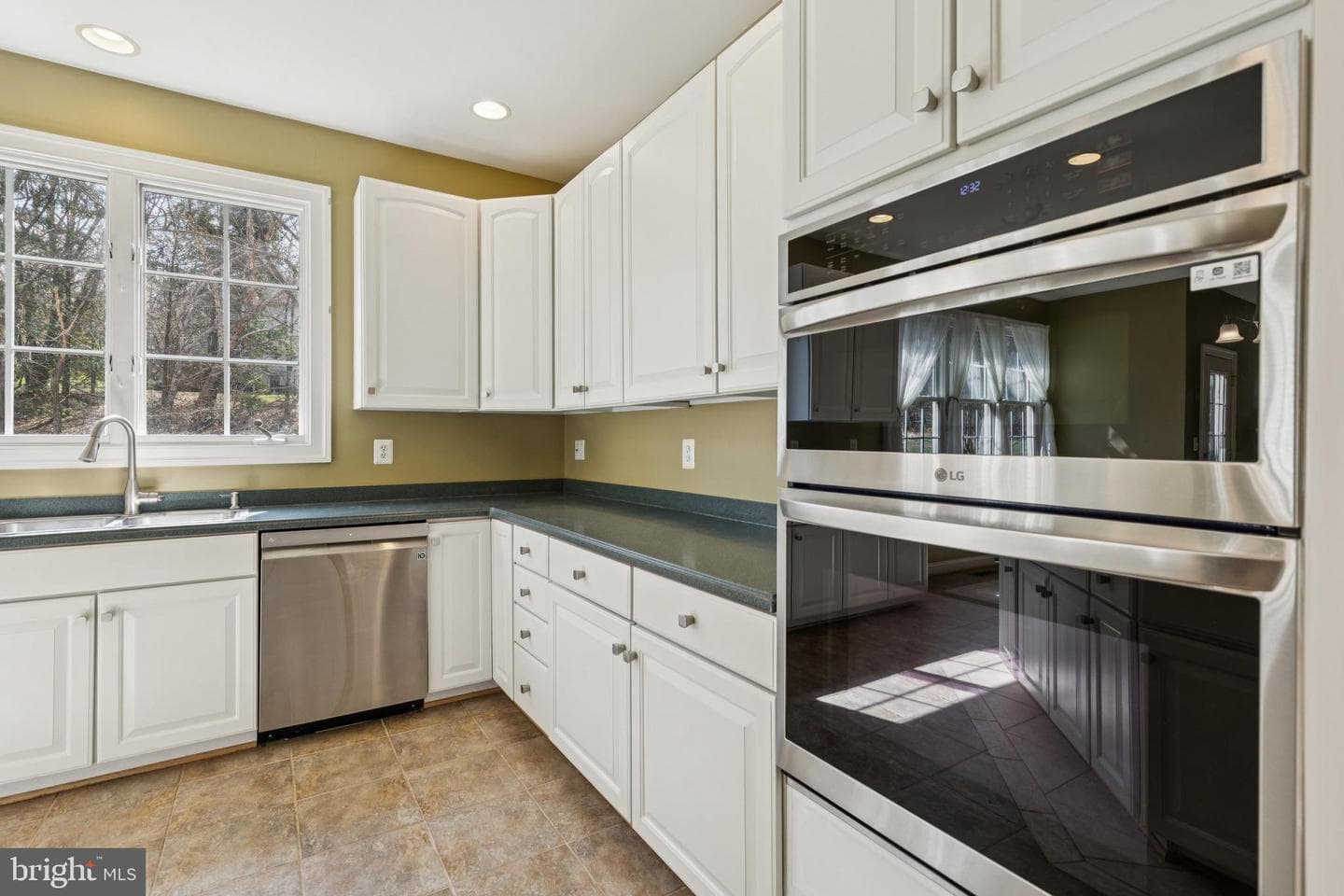 2029 Hanson Lane photo 12