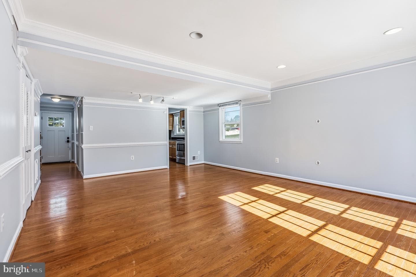 4001 Forestdale Avenue photo 17