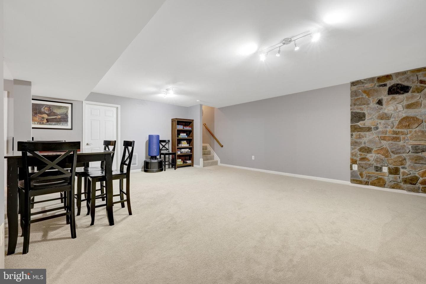 8360 Tenbrook Drive photo 47