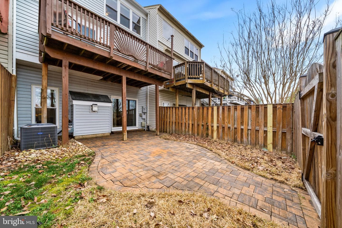 11525 Bertram Street photo 63