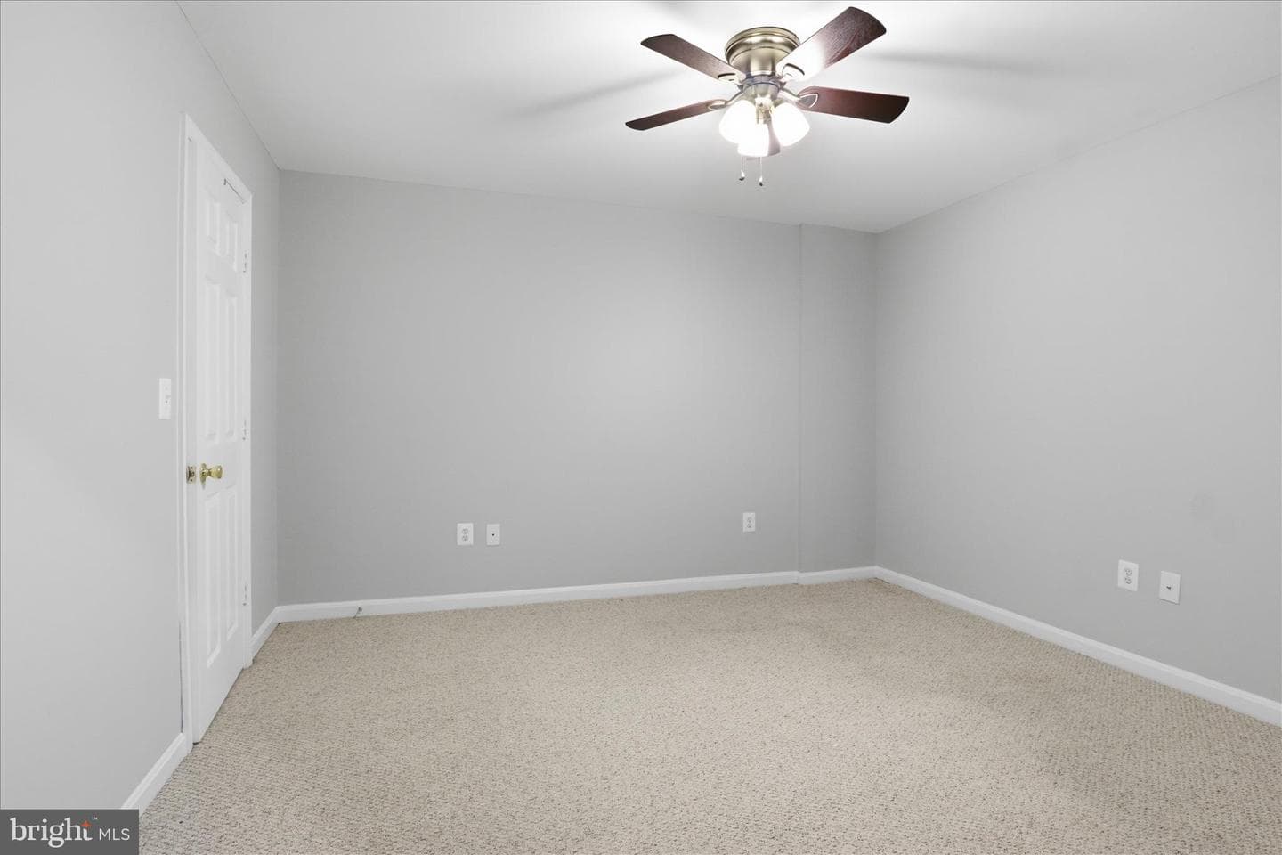 2909 Rotterdam Loop photo 27