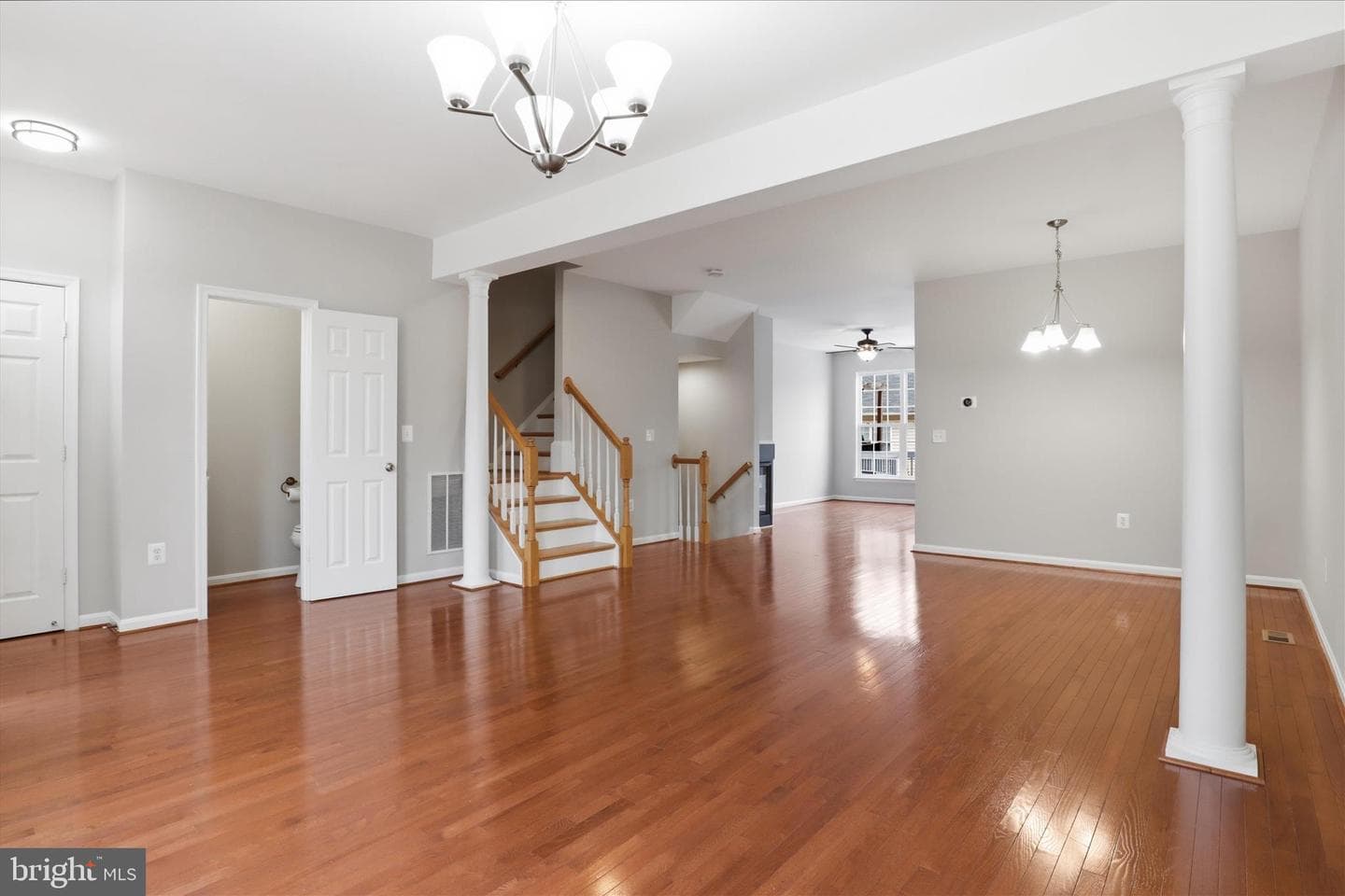 2909 Rotterdam Loop photo 6