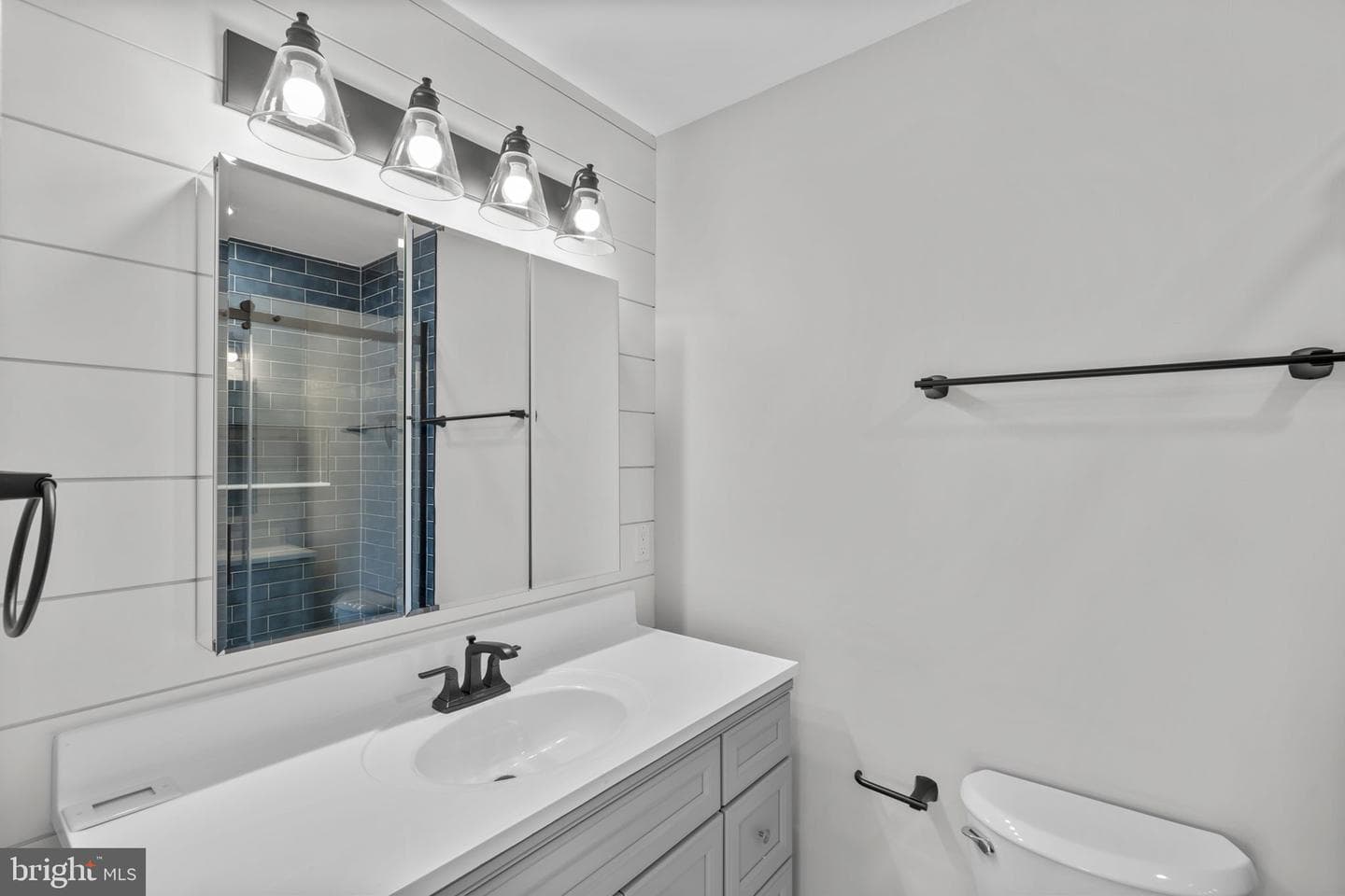 3050 Seminole Road photo 17