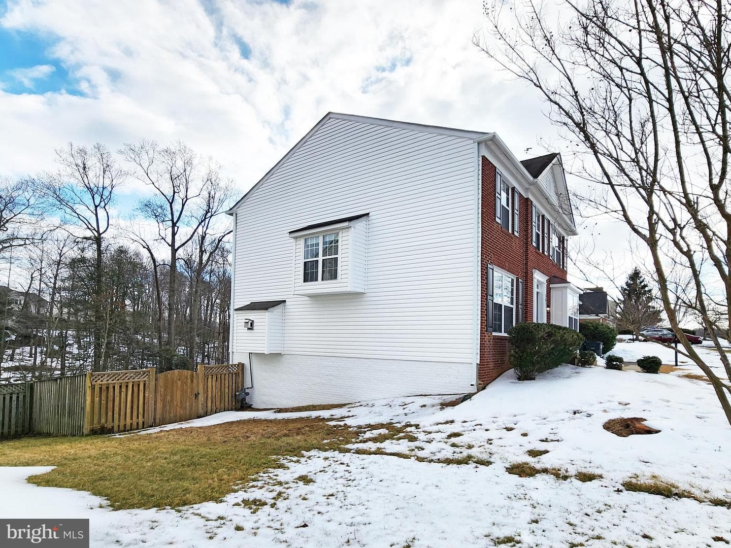5871 Moonbeam Drive photo 3