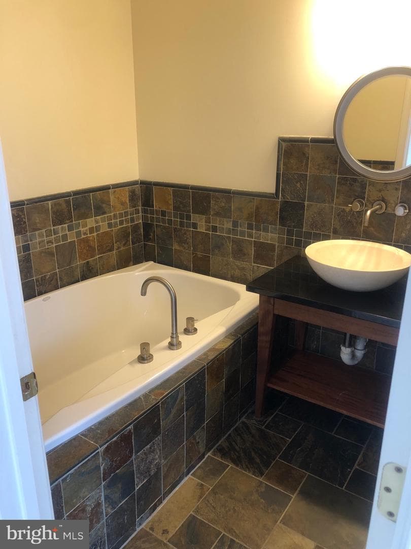 4091 Cressida Place photo 16