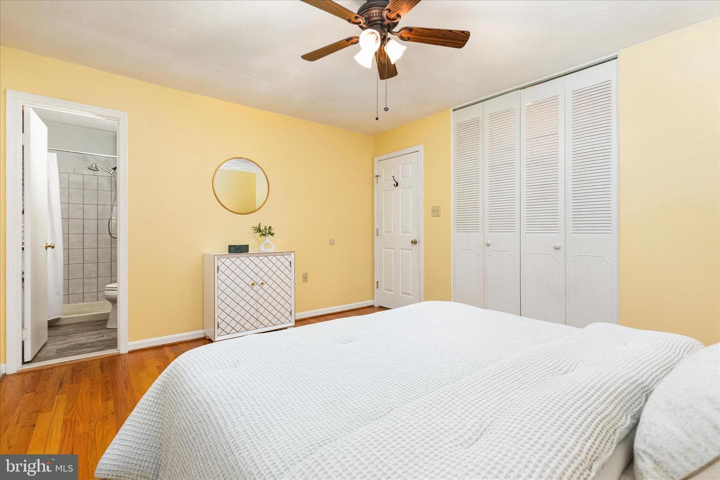 7398 Roxbury Avenue photo 18