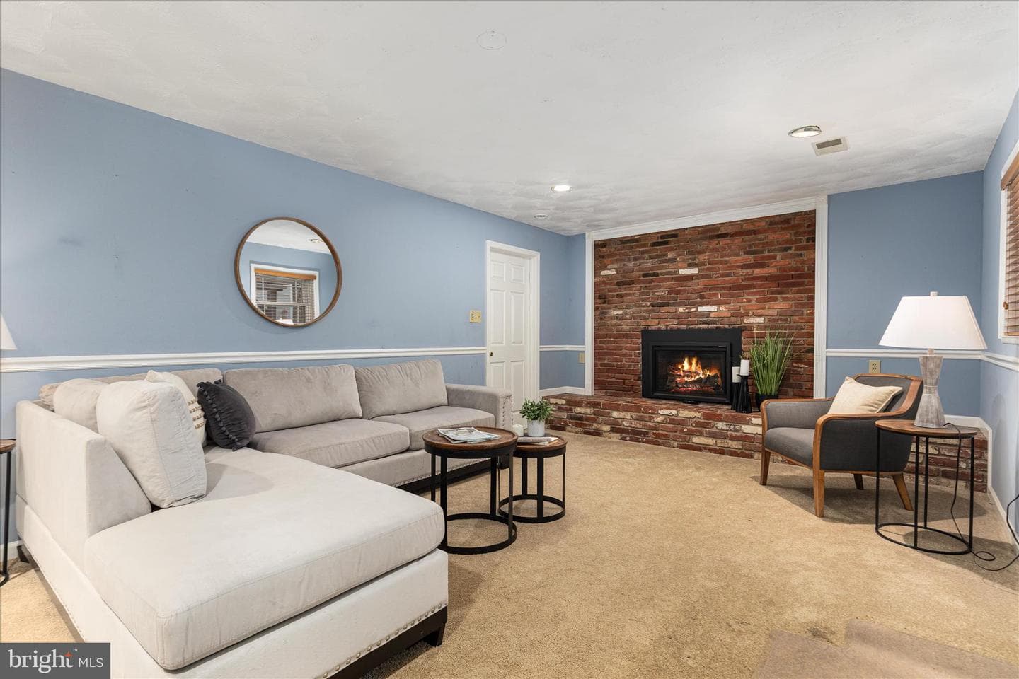7398 Roxbury Avenue photo 25