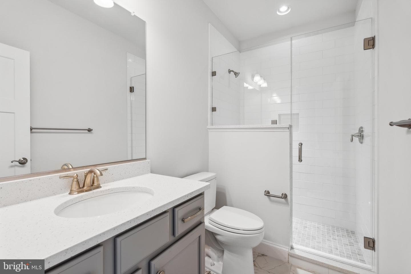 13749 Orlando Road photo 12