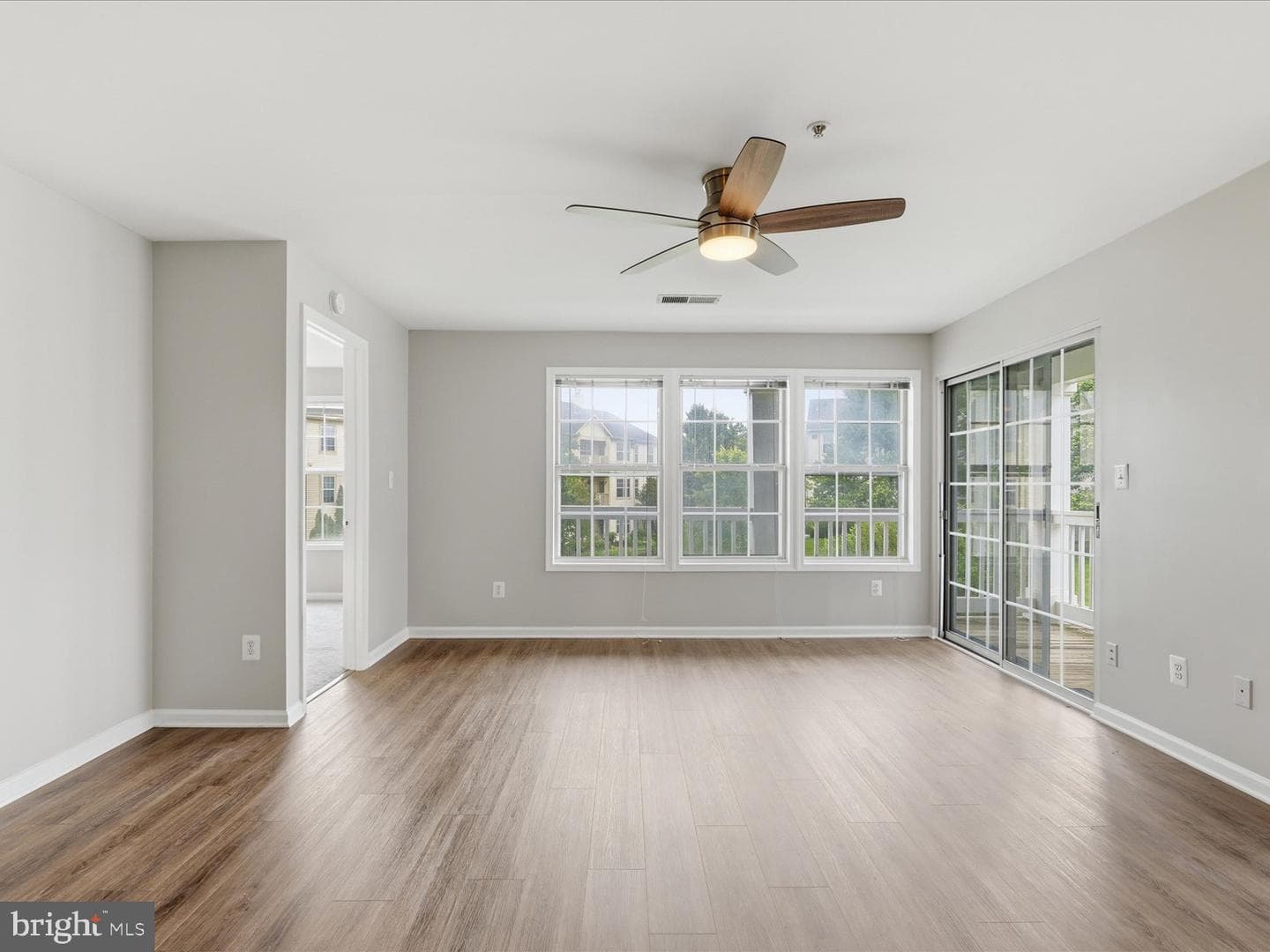8091 Lacy Drive #203 photo 5