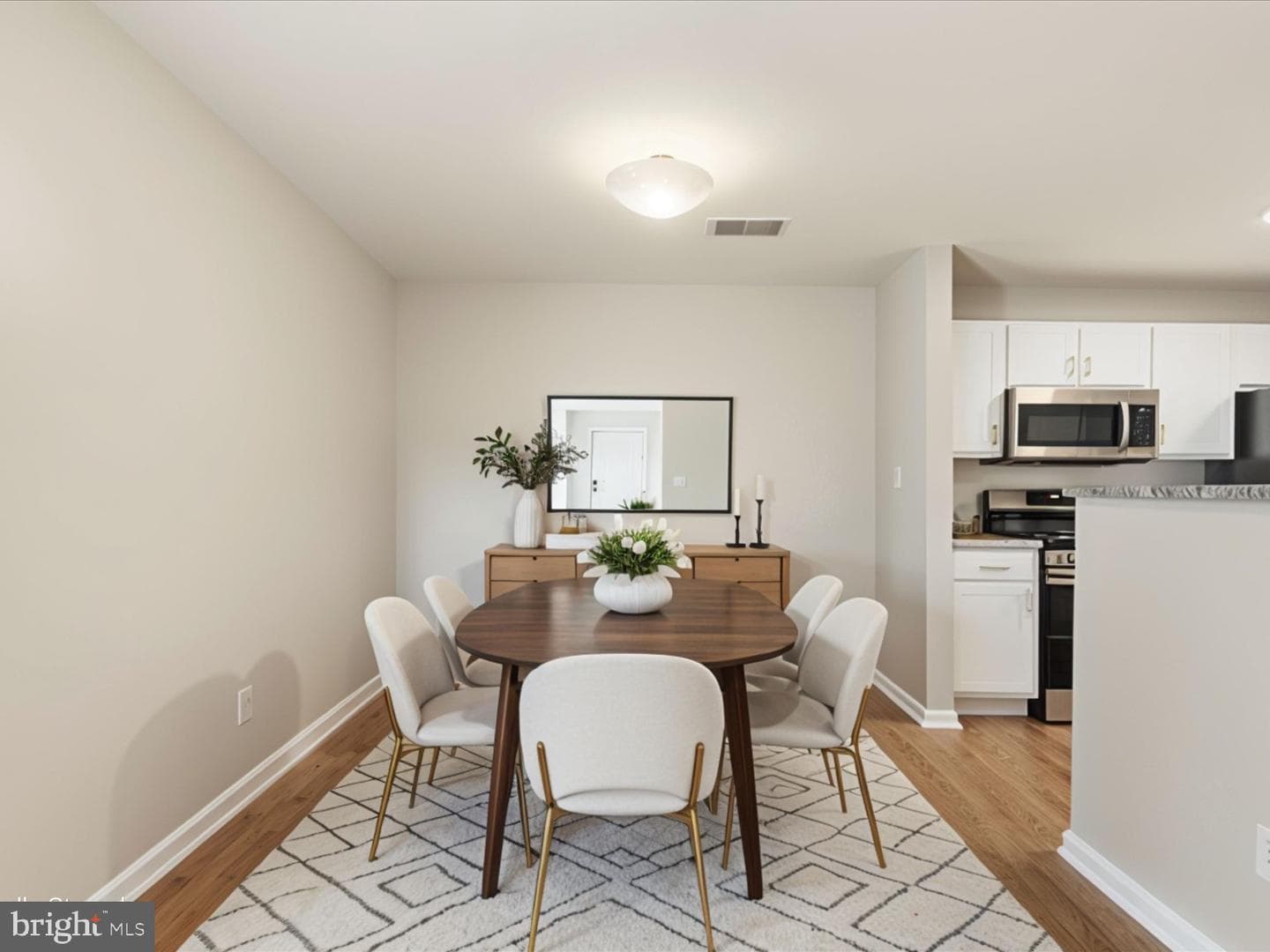8091 Lacy Drive #203 photo 9