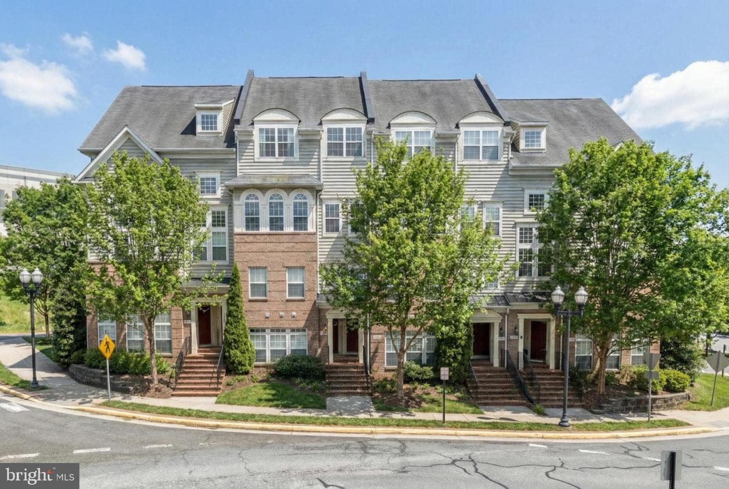 14492 Village High Street