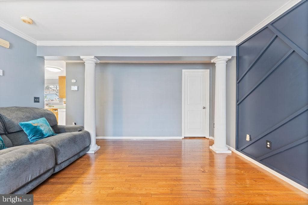 5362 Mansfield Court photo 10
