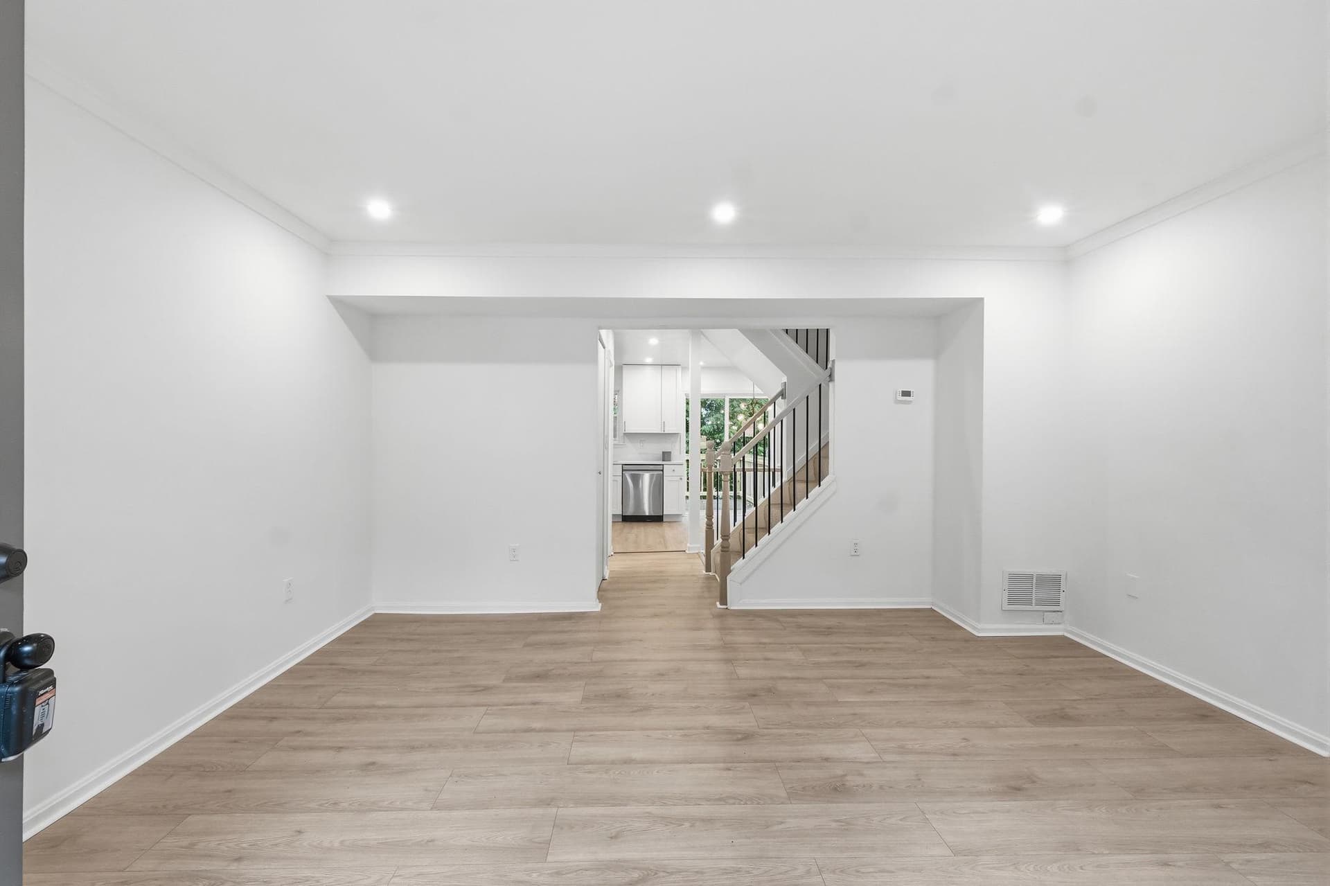 15387 Gatehouse Terrace photo 3