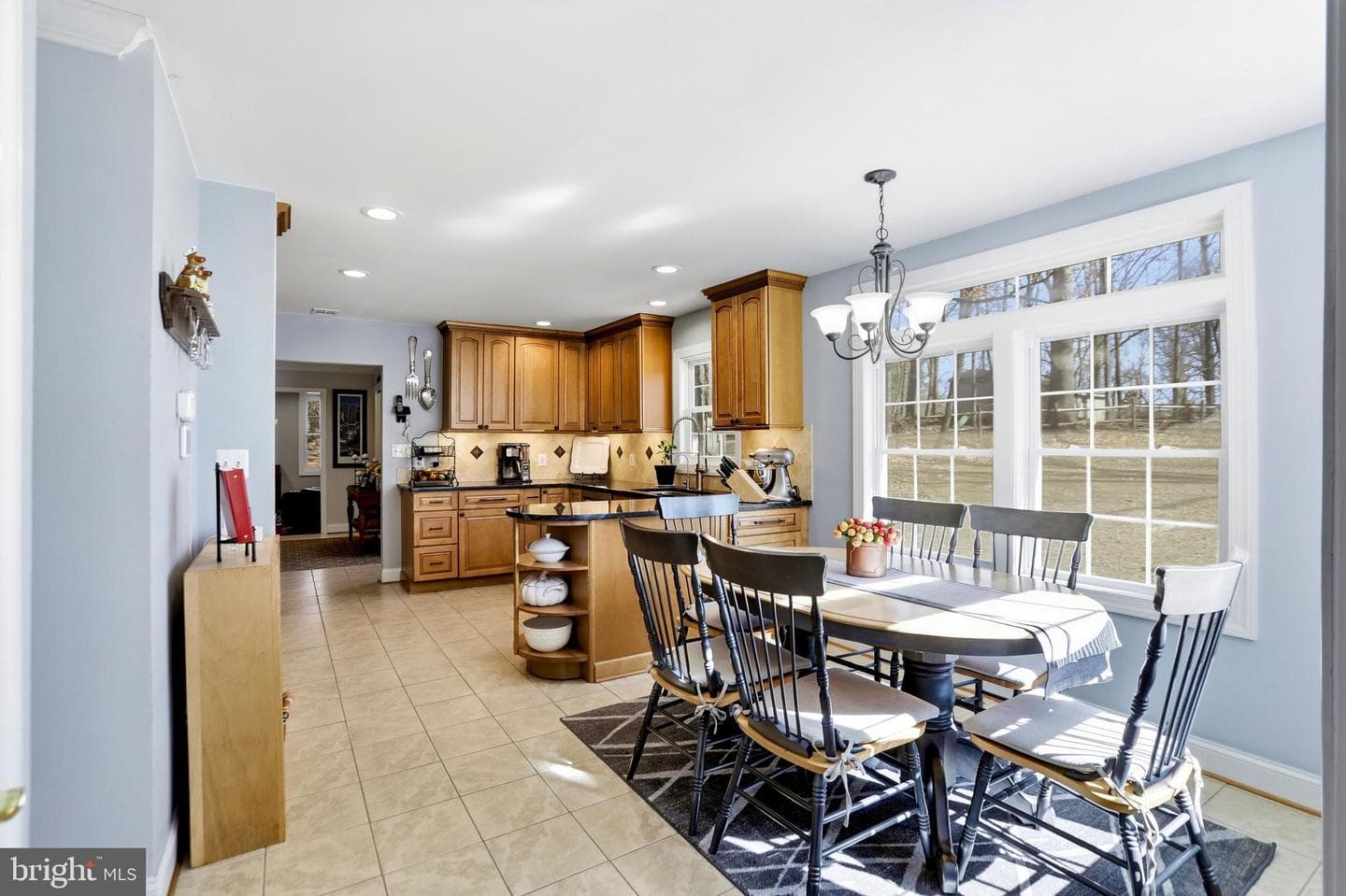 4363 Snow Hill Drive photo 9
