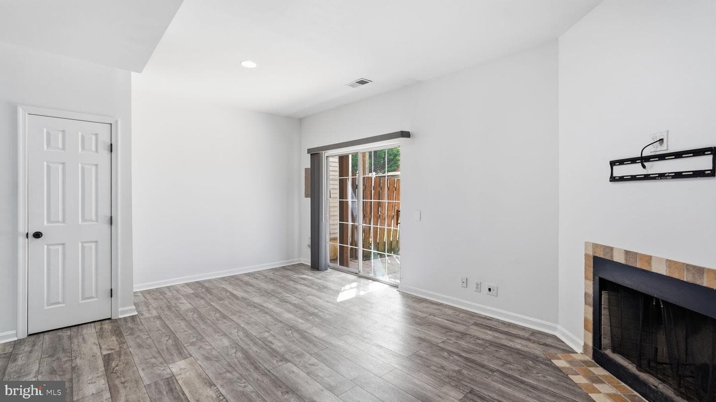 16800 Miranda Lane photo 17