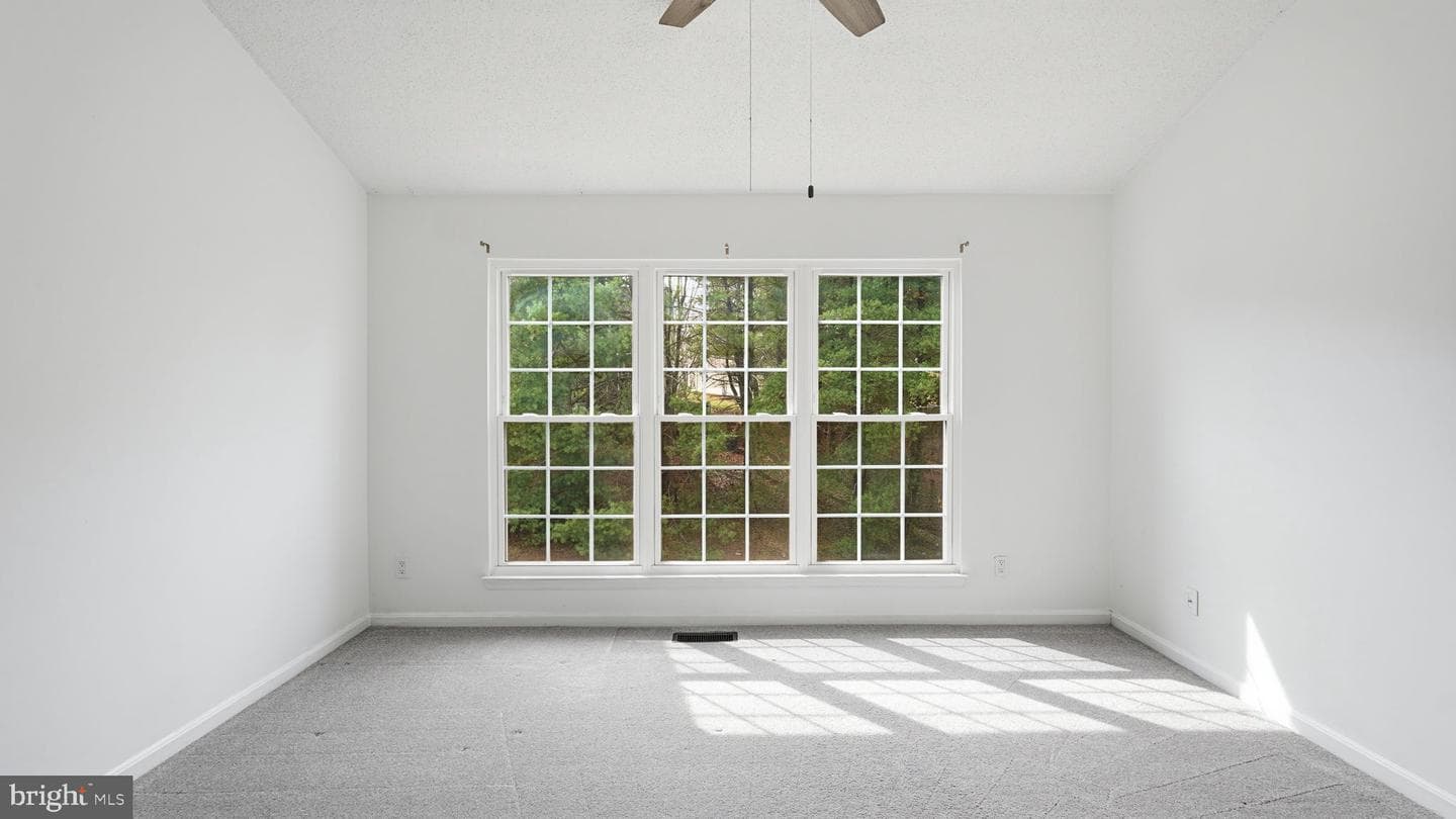 16800 Miranda Lane photo 25