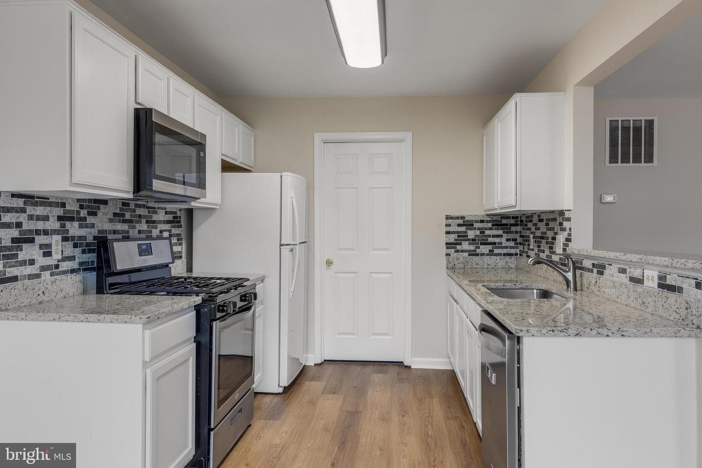 11252 Stagestone Way photo 10