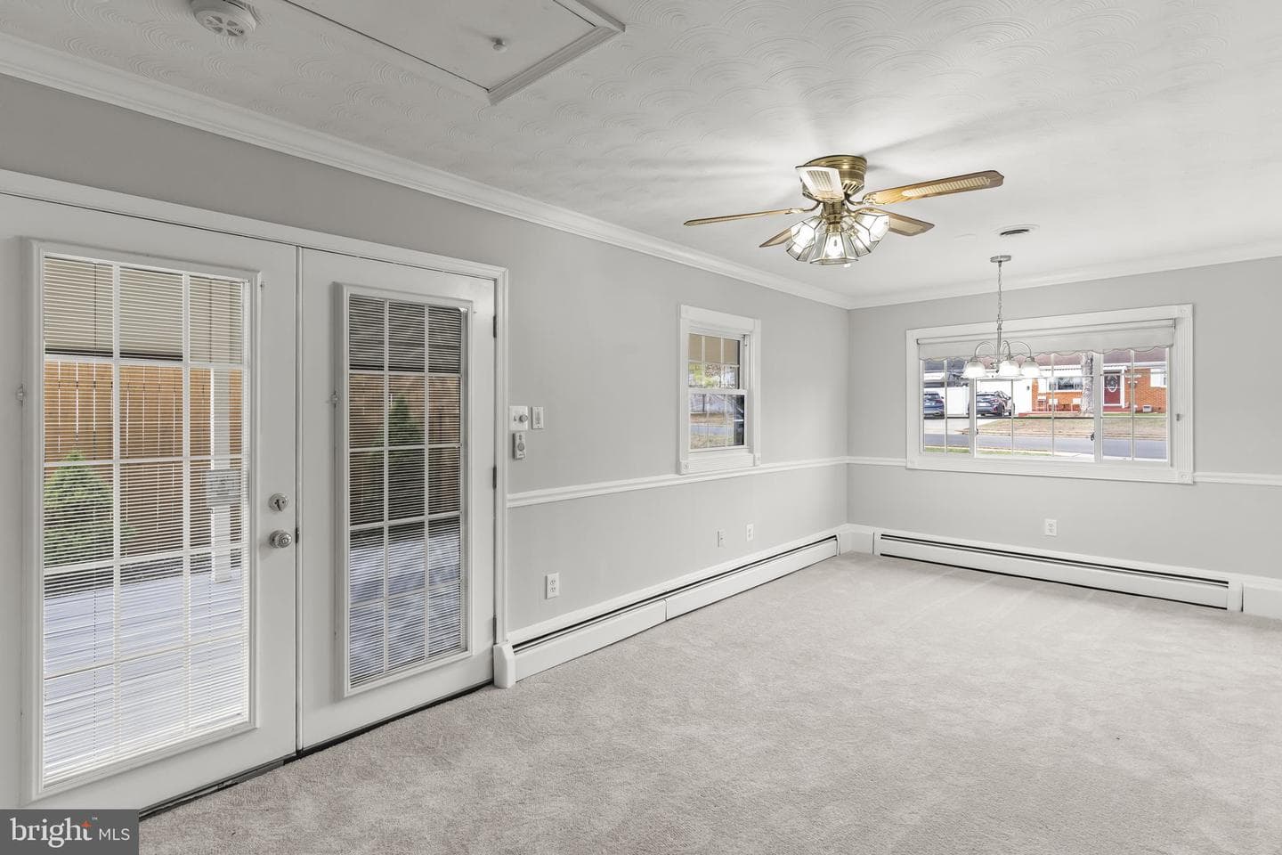 9649 Norfolk Street photo 21