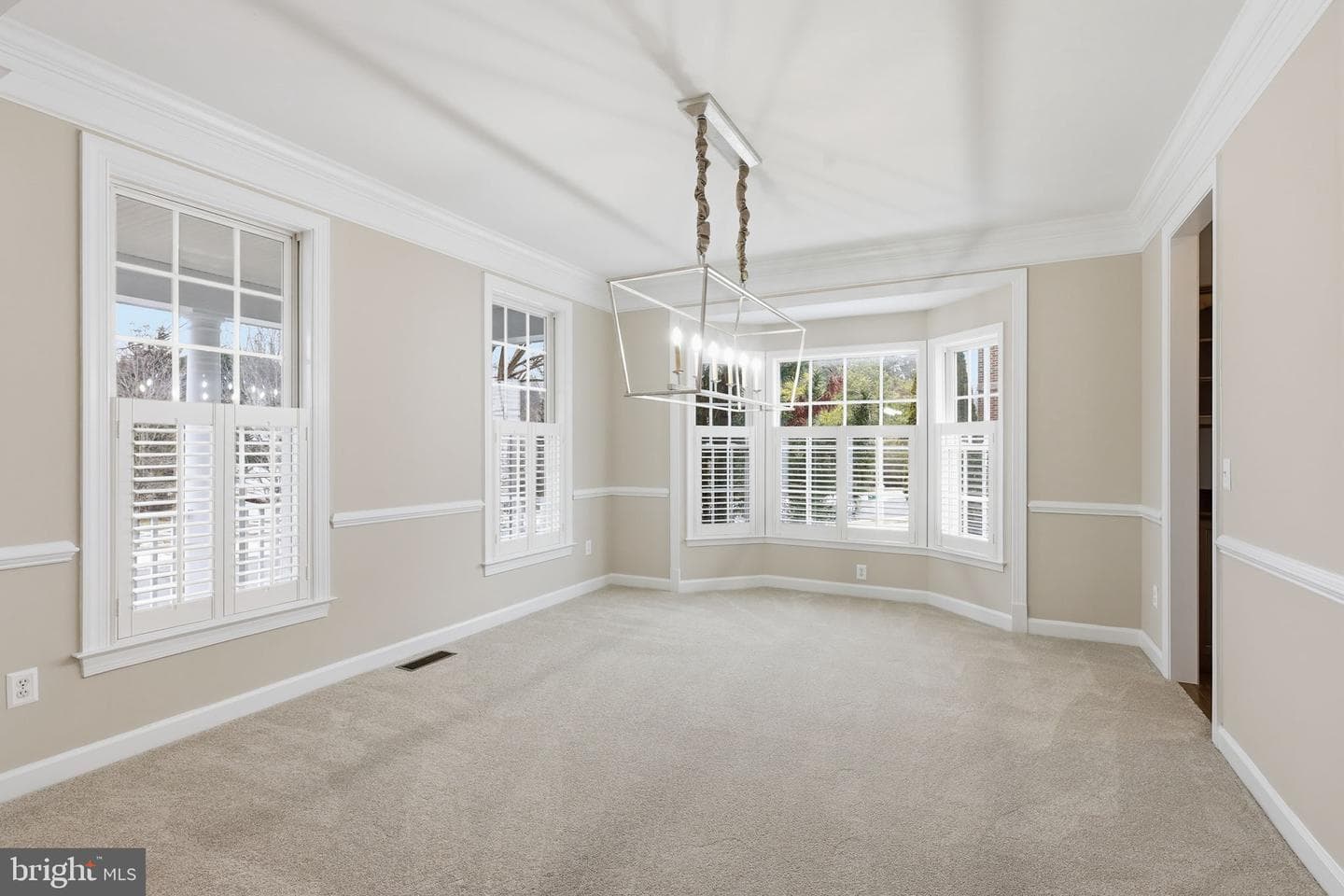 6417 Morven Park Lane photo 9