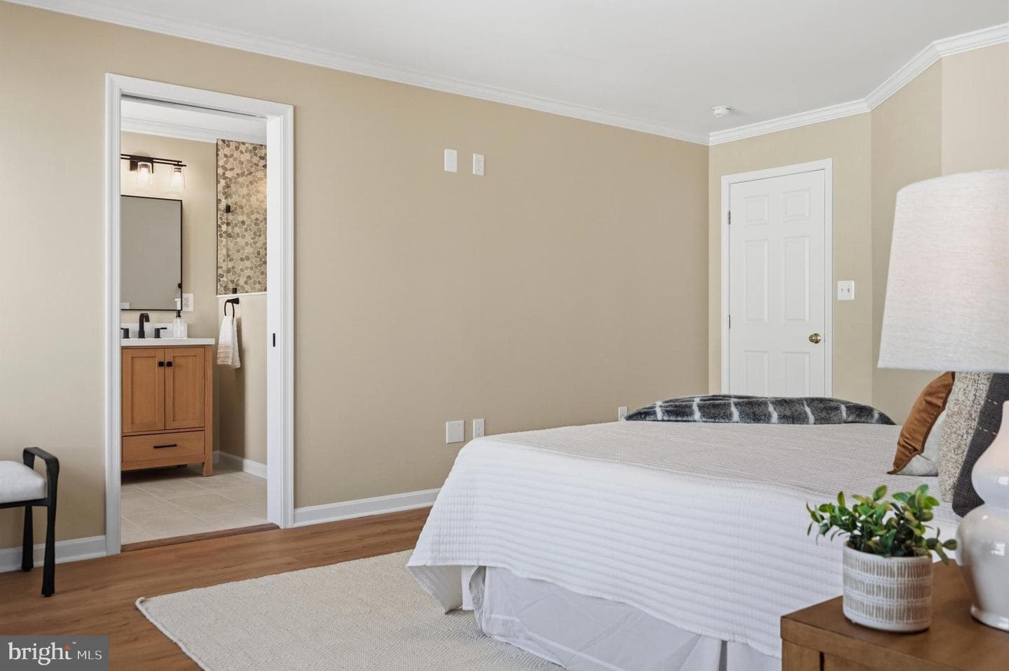 10052 Naughton Court photo 37