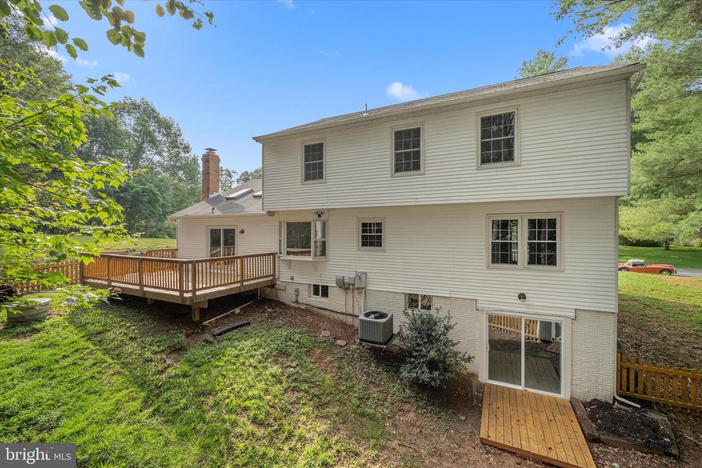 6112 Hillview Court photo 45