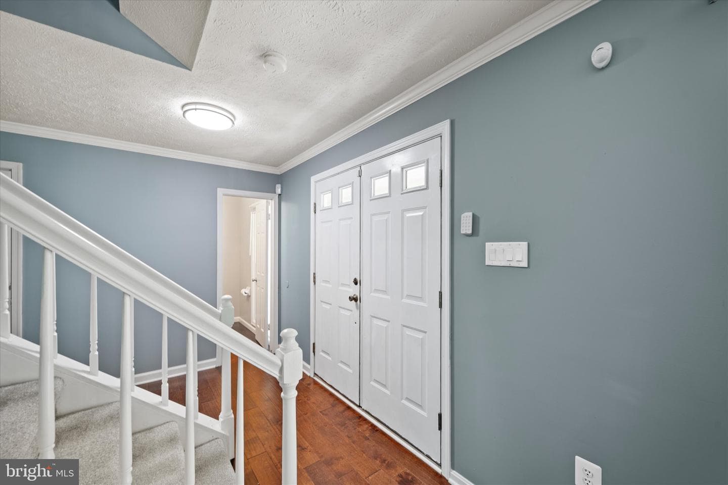 6112 Hillview Court photo 6
