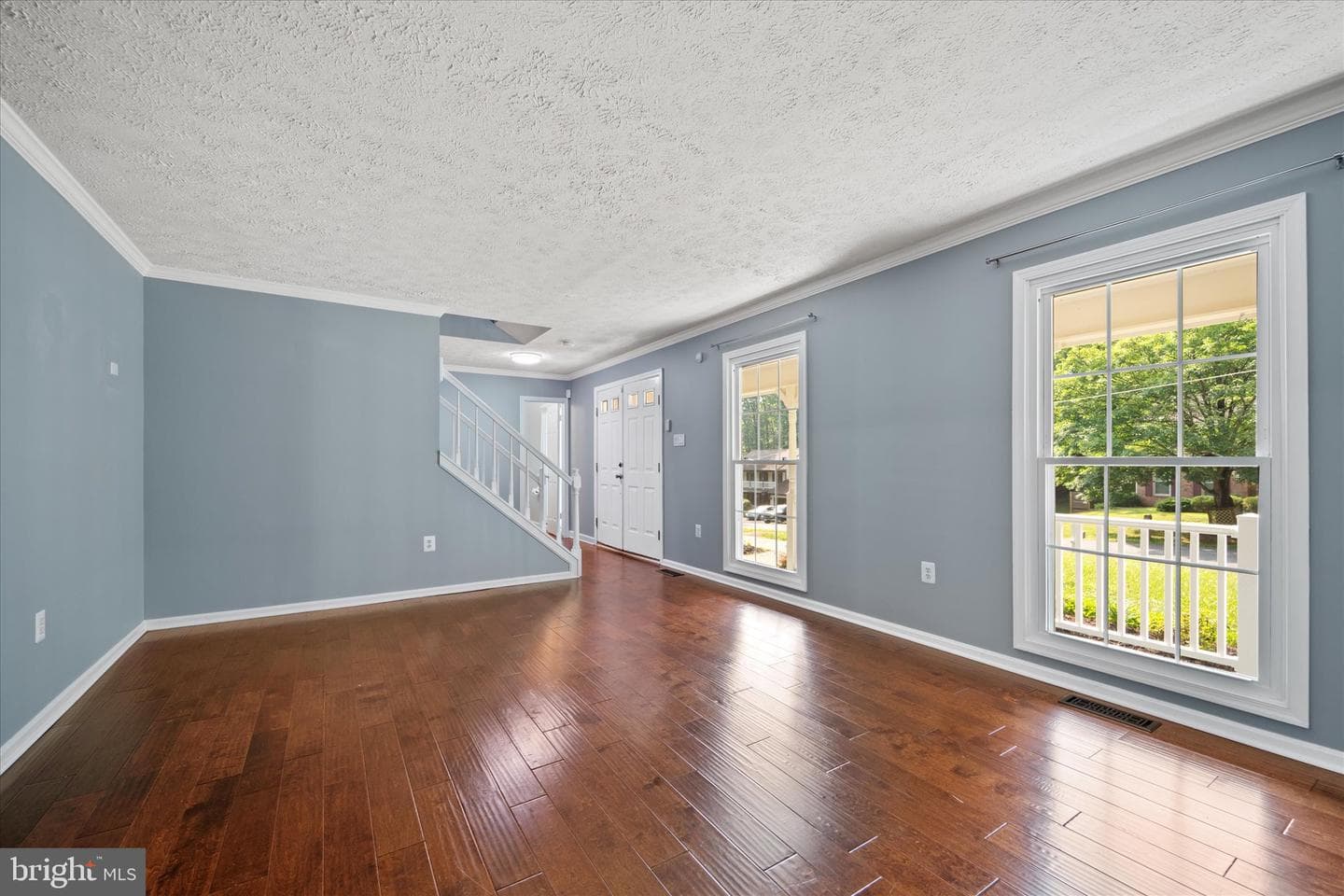 6112 Hillview Court photo 9