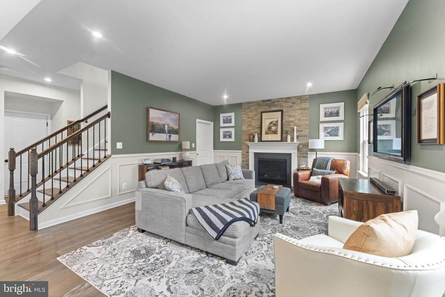 4545 Cotswold Manor Loop photo 16