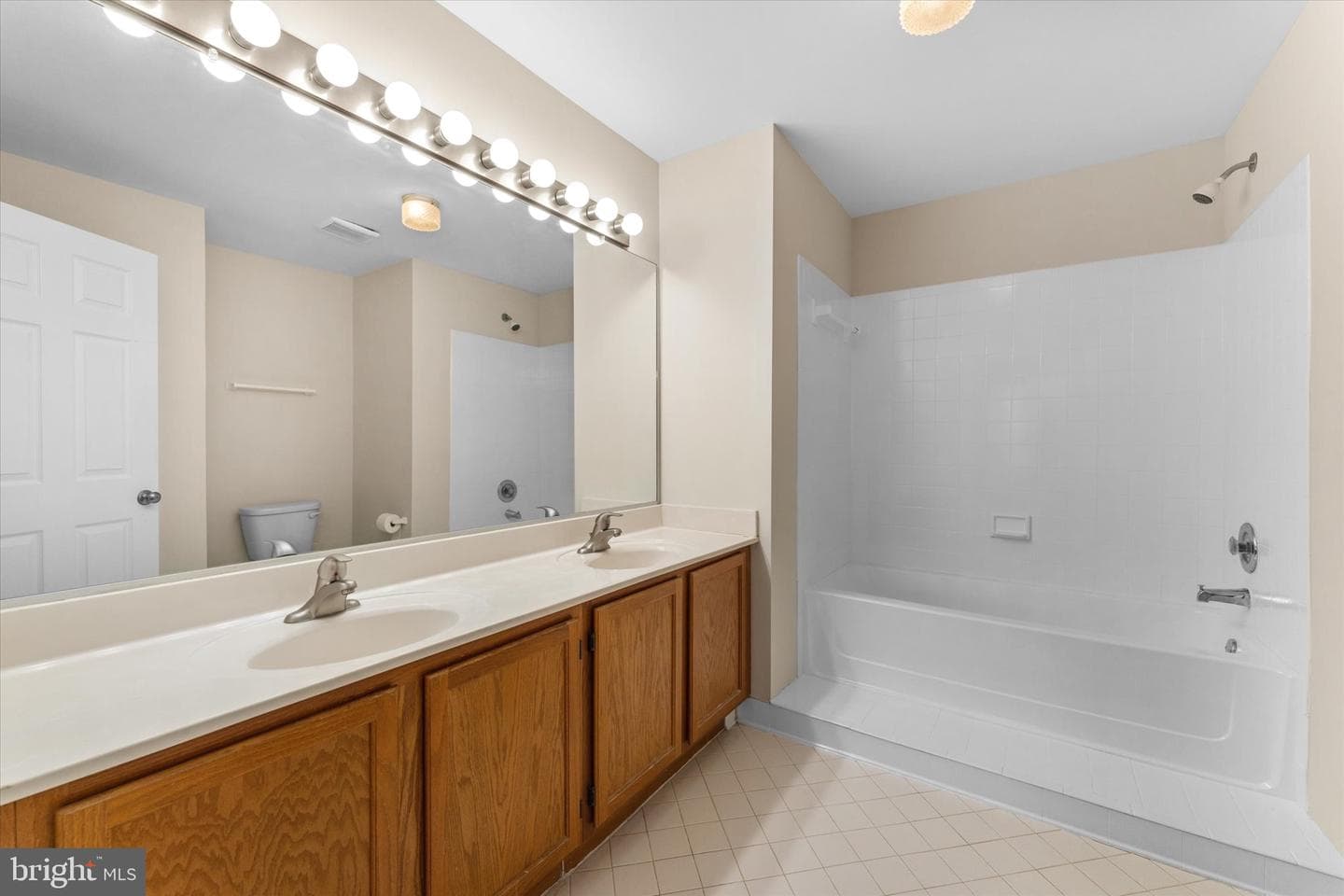 12569 Kempston Lane photo 43