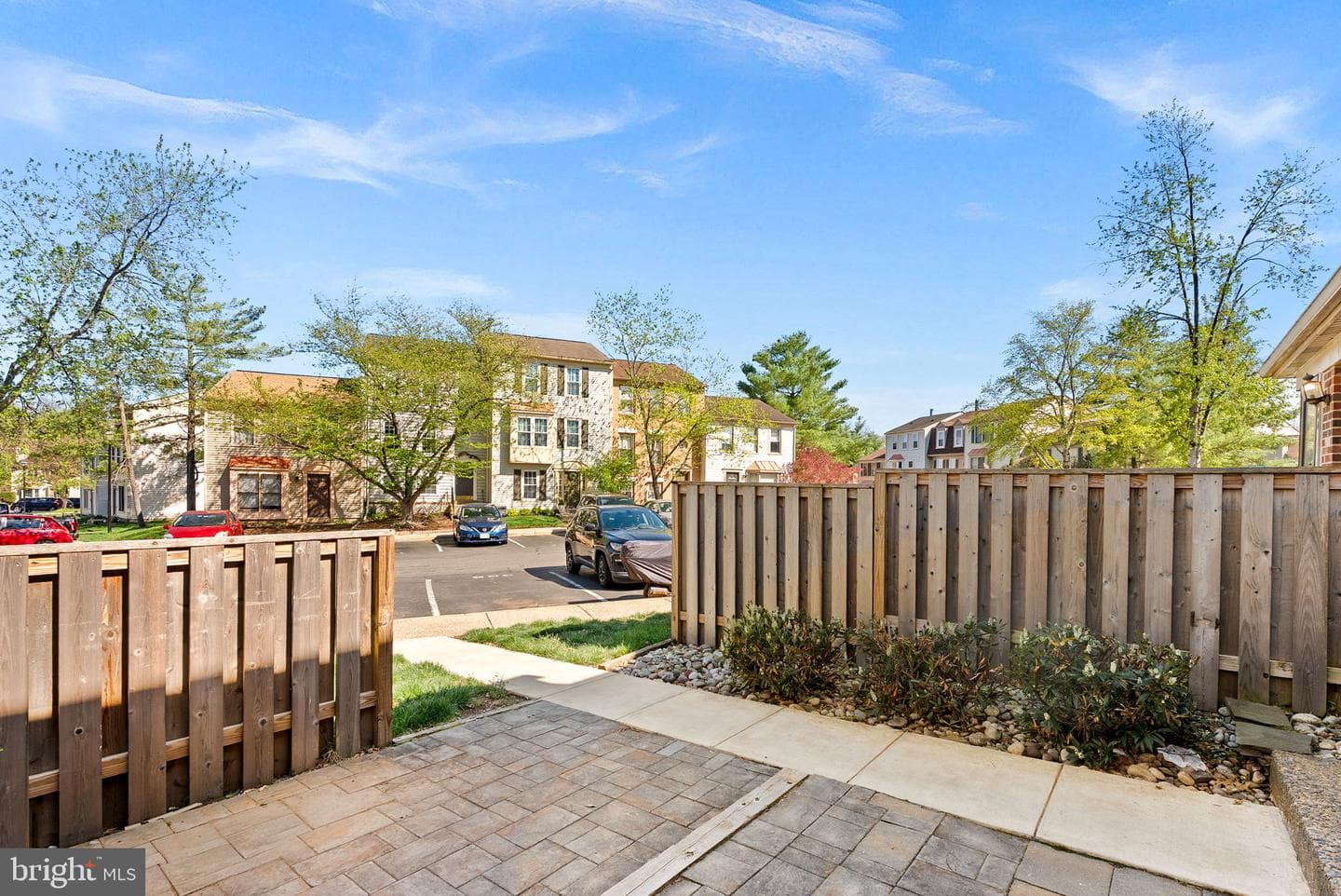 7442 Emerald Drive photo 4