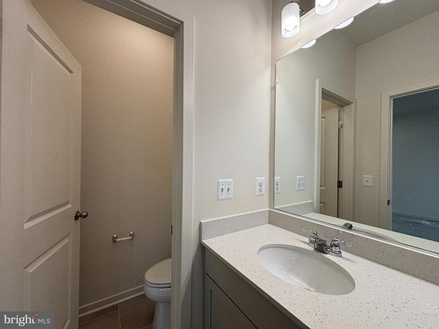 17966 Alicia Avenue photo 16