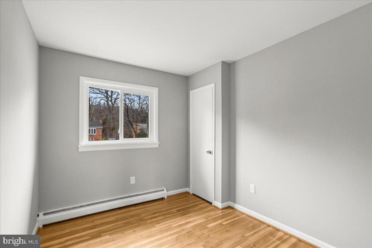 14709 Anderson Street photo 20