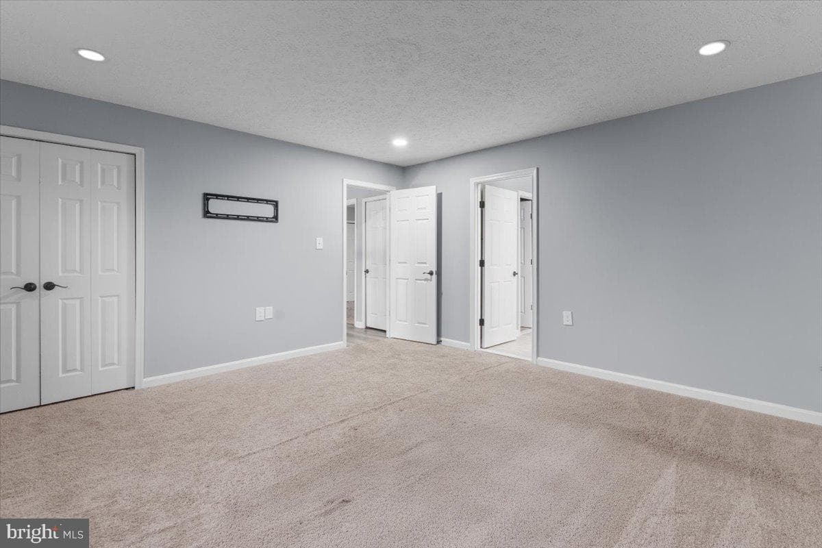 10415 Labrador Loop photo 42