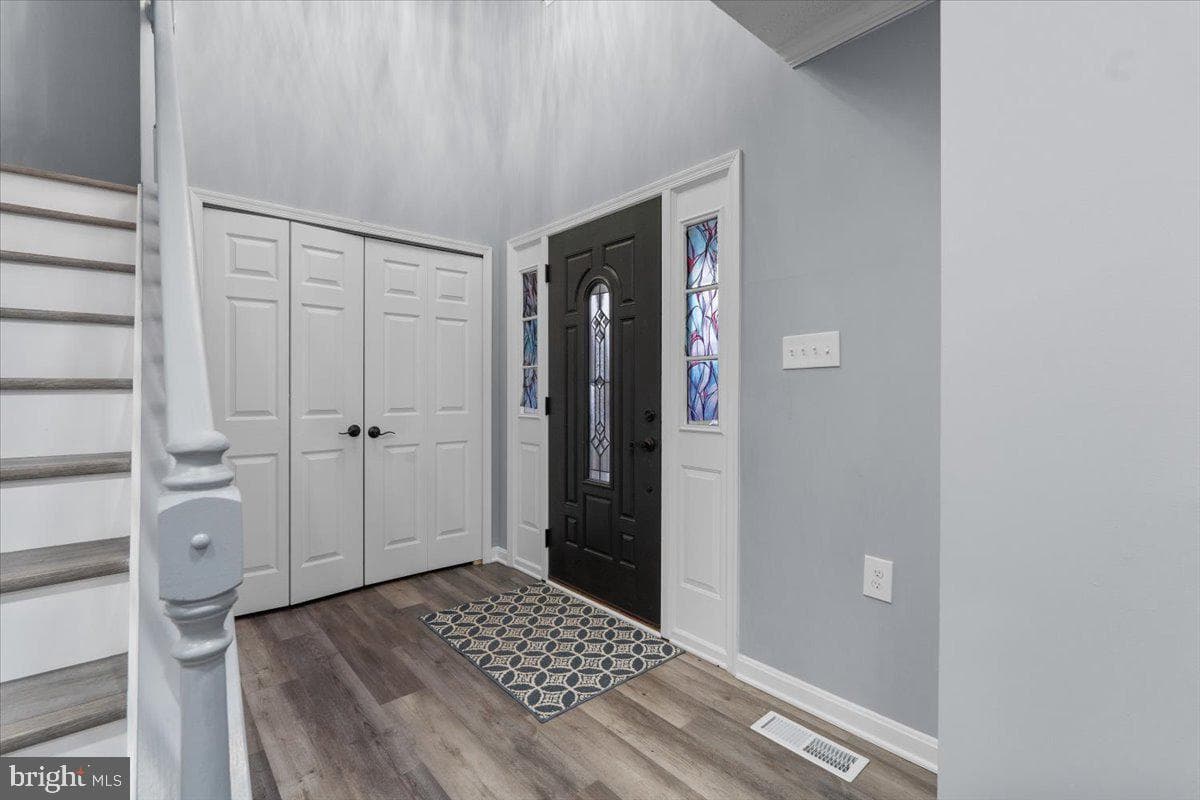 10415 Labrador Loop photo 5