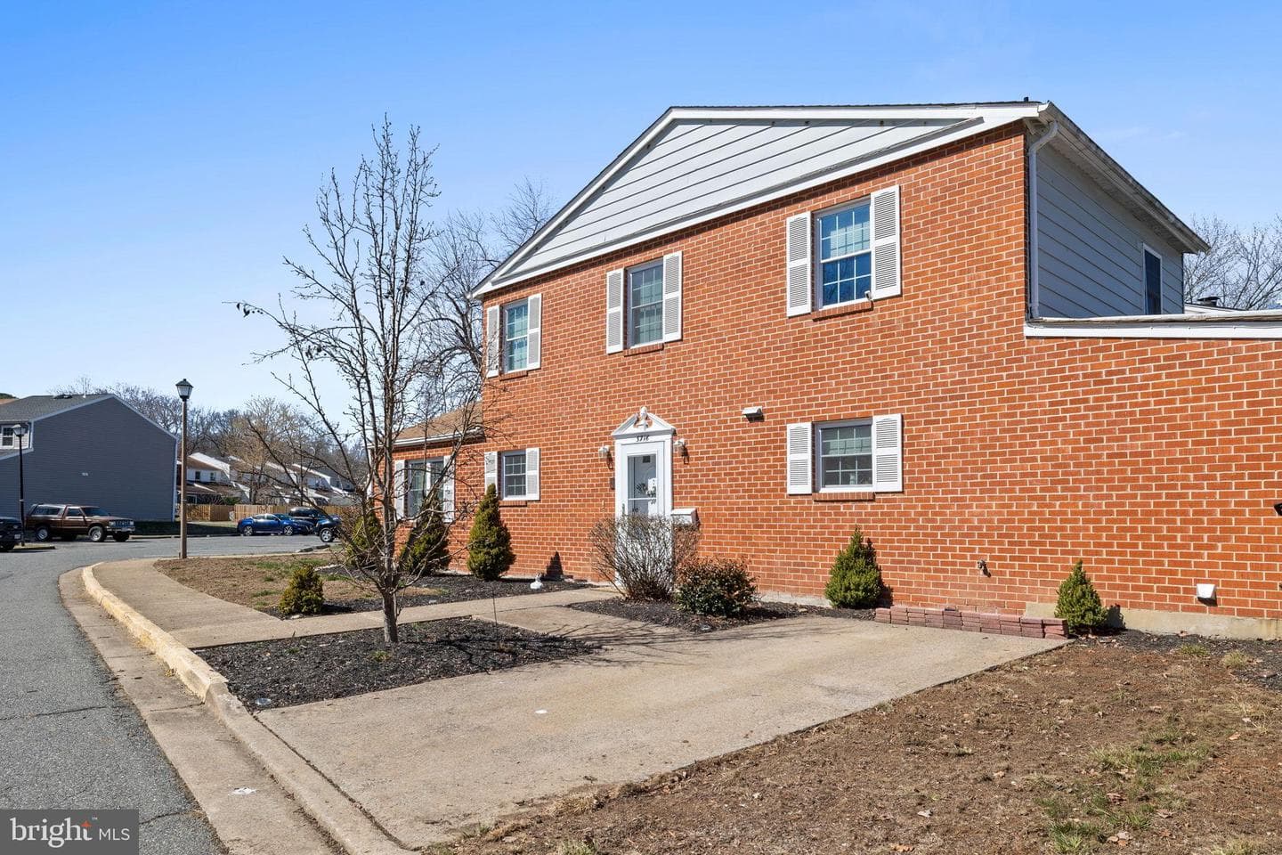 3716 Tavern Way photo 3