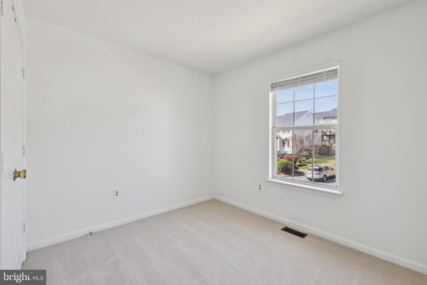 15729 Lansdale Place photo 25