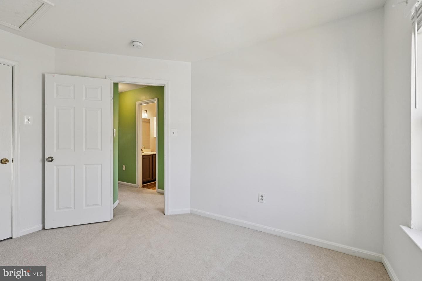 15729 Lansdale Place photo 27
