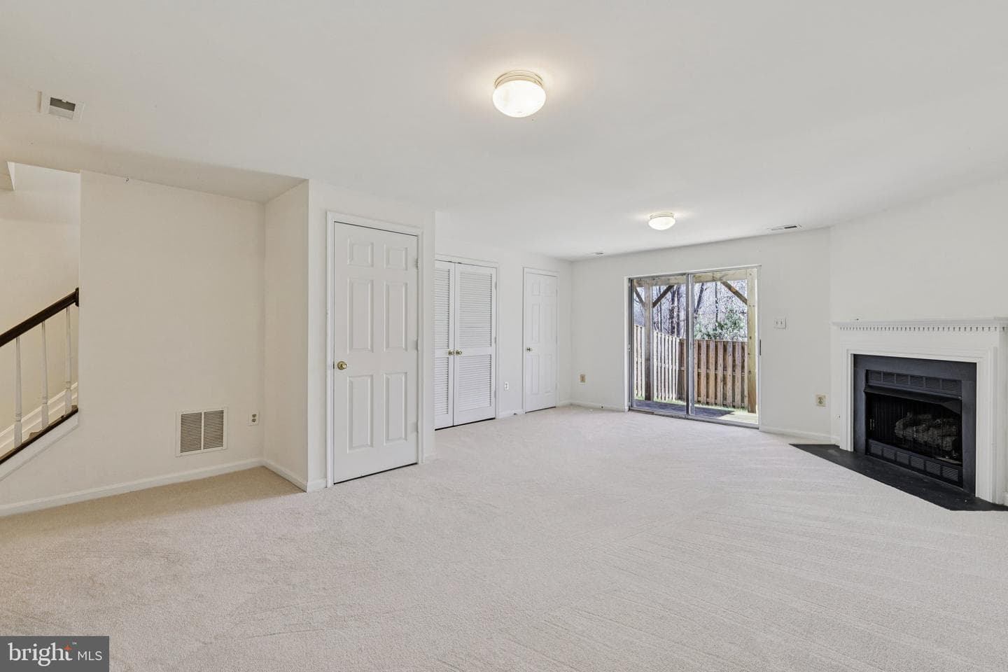 15729 Lansdale Place photo 32