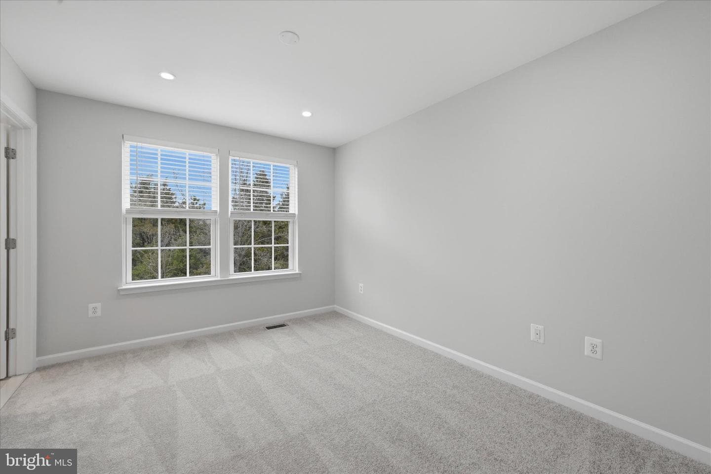 8206 Heritage Crossing Court photo 25