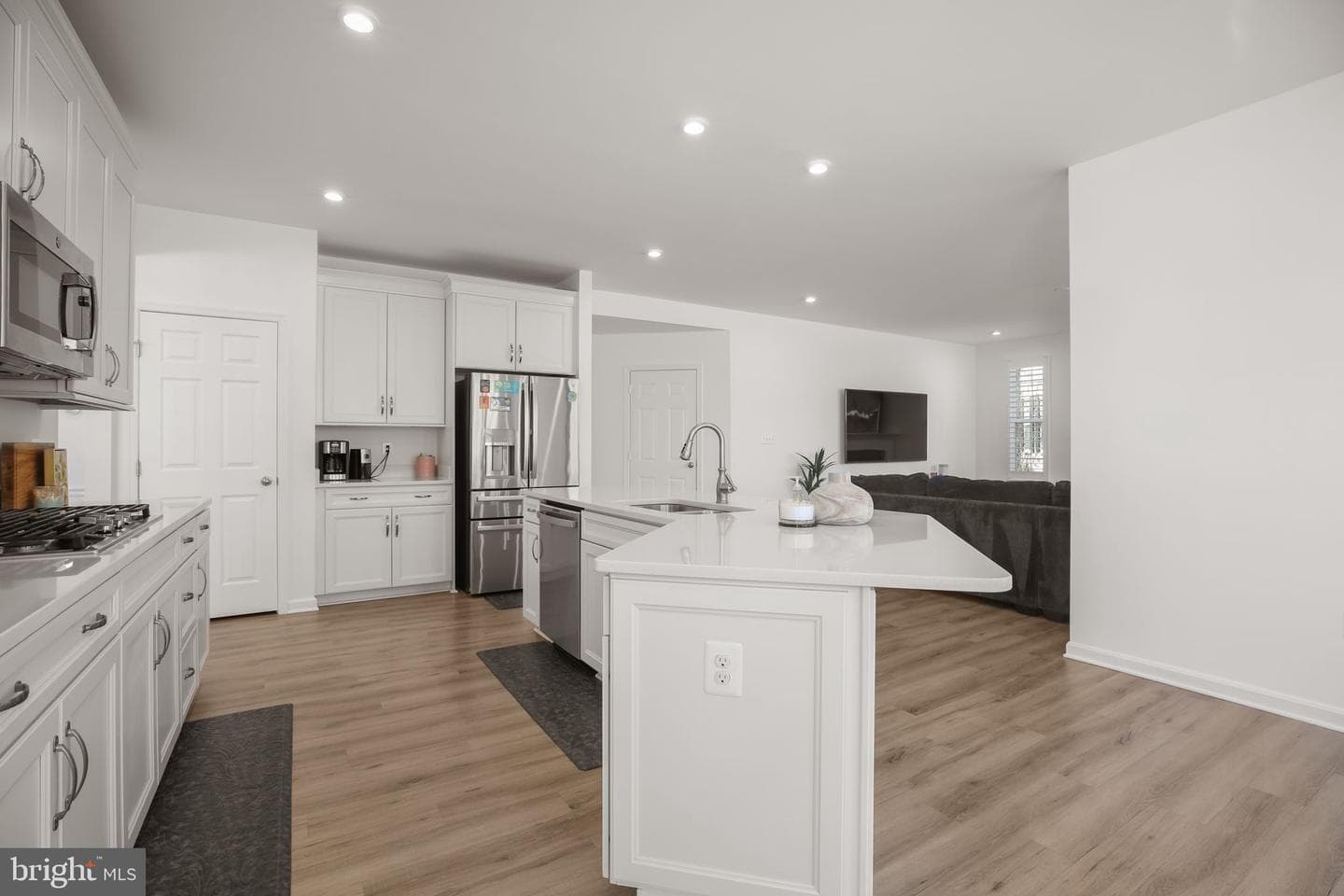 3608 Plumage Court photo 15