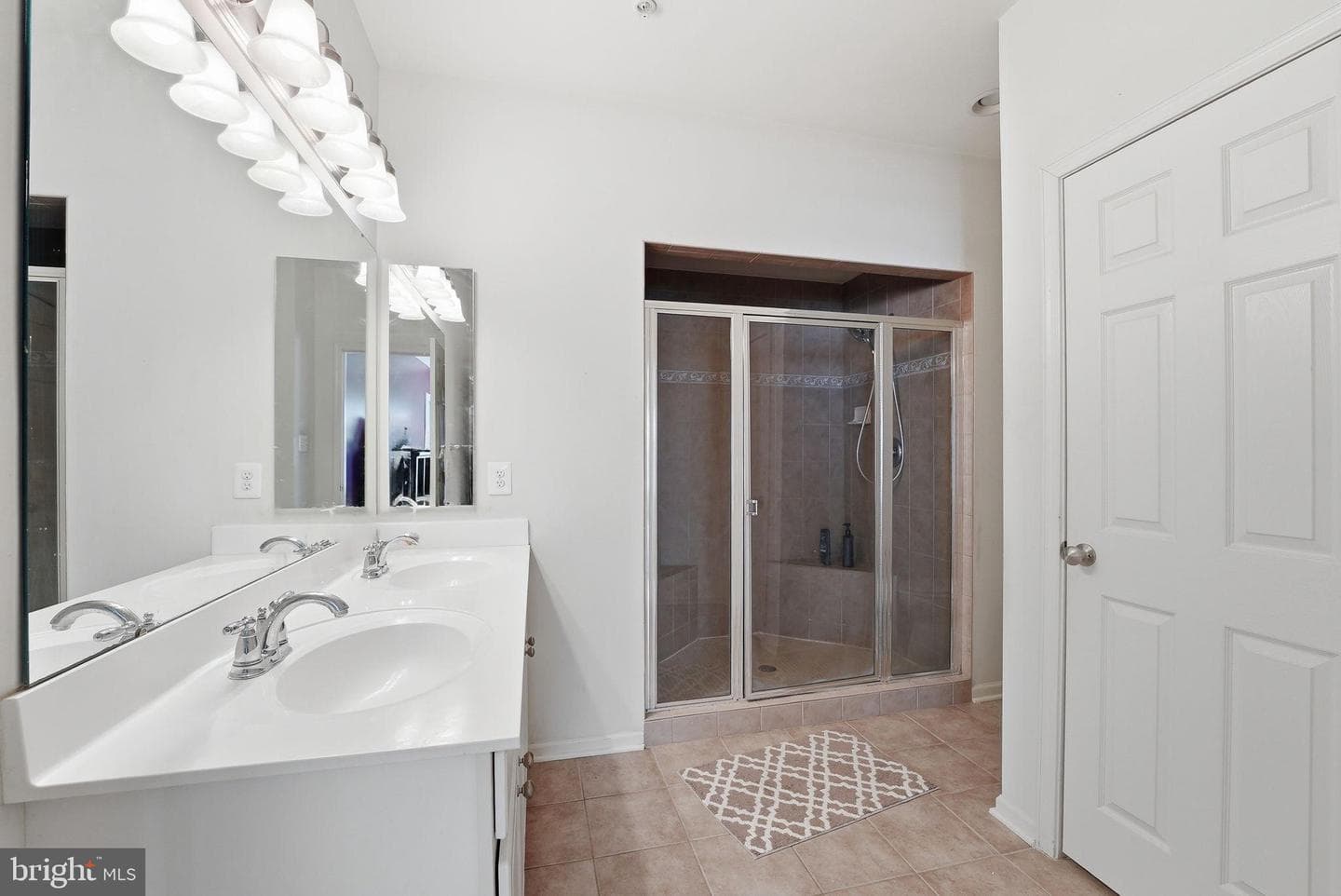 2623 Eastbourne Drive #285 photo 17