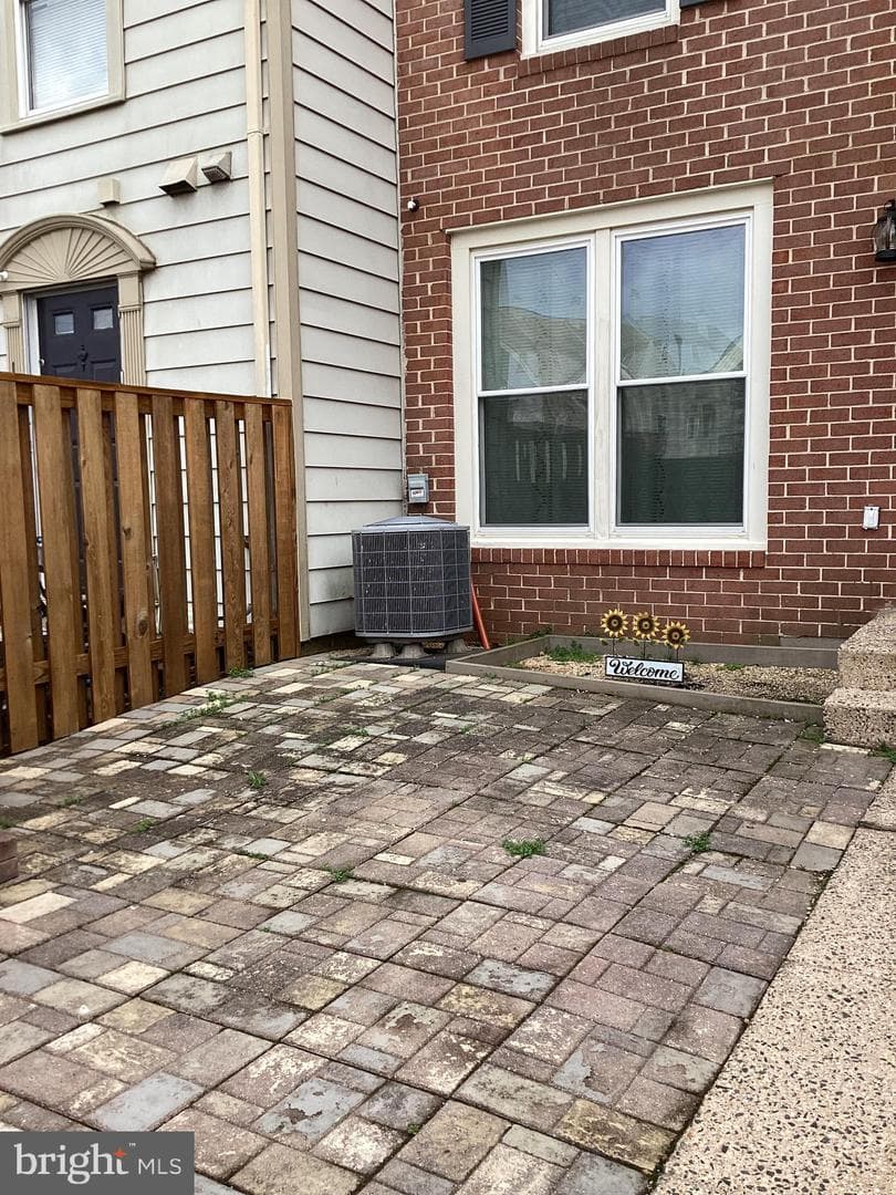 10439 Dylan Place photo 3