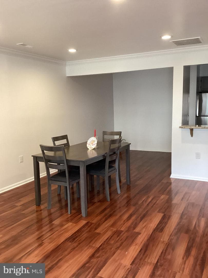 10439 Dylan Place photo 5